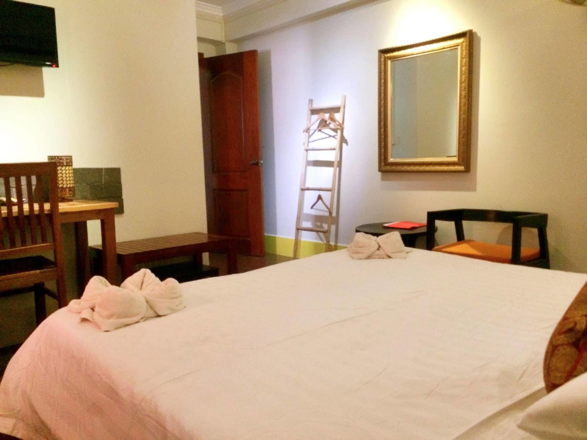 The Cashew Nut Villas Siem Reap Extérieur photo